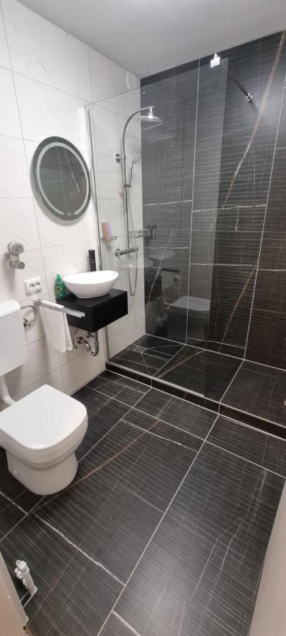 Studio-Apartment ' Andrei 1 ' - Neu In Neuburg An Der Donau Luaran gambar